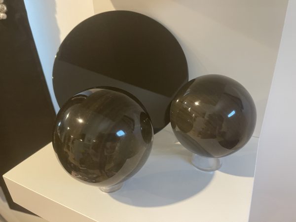 Obsidian Sphere Medium